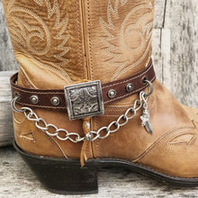 Load image into Gallery viewer, Leather boot bracelet with Vintage square concho &amp; chain
